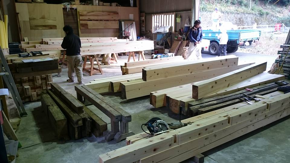 16142503_746949512129418_9098738092427193691_n